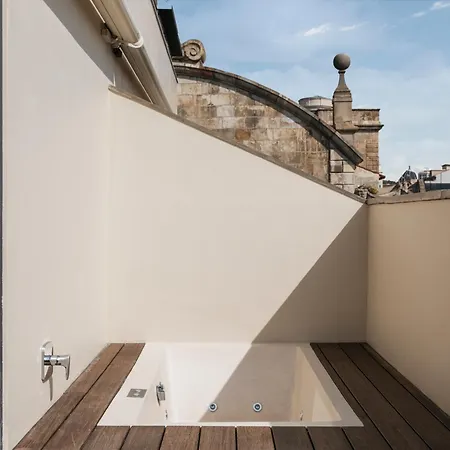 Bagues, A Small Luxury Of The World Barcelona