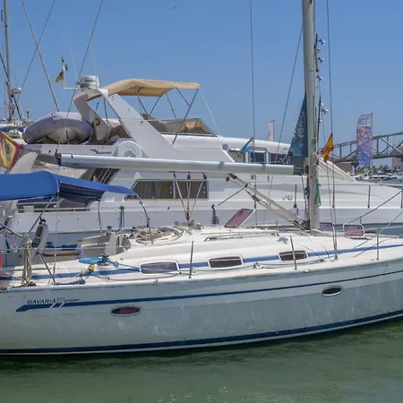 Botel Boat Barcelona *