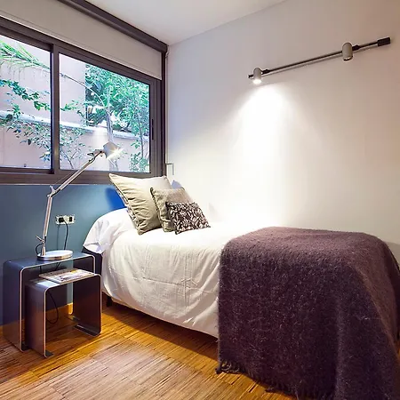 My Space Emirates - Charming Duplex In Ideal For Families Or Friends דירה ברצלונה