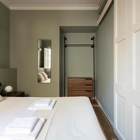 Spacious Stylish 4-bedroom Modernist 아파트 바르셀로나