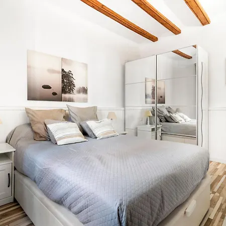 Charming Beachside In Barceloneta * Barcelona