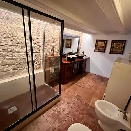 Guest house Habitacion Con Bano Privado En La Rambla Barcelona