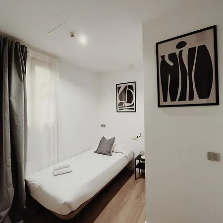 Apartament Express By Gaiarooms