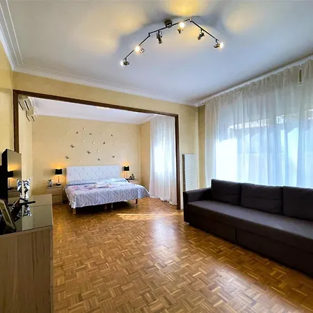 Bed & Breakfast Alojamiento Villaroel *