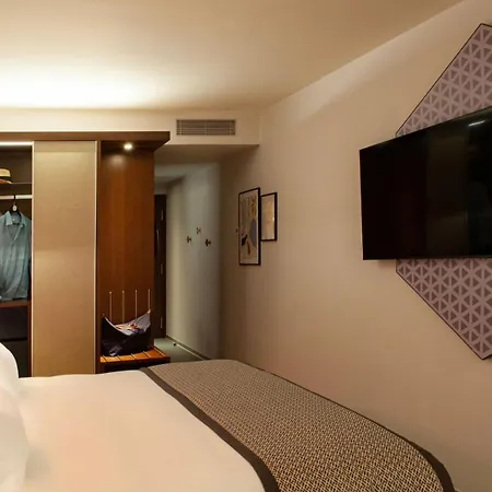 Hotel Ayre Gran Vía 4*