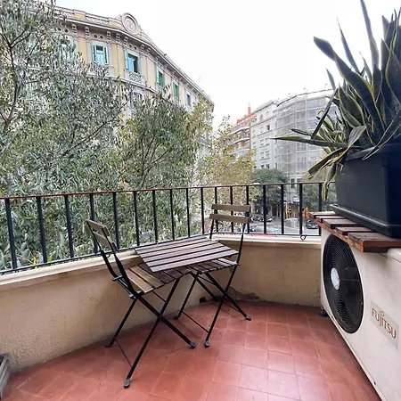 Centric Eixample Clinic Aribau Apartment *