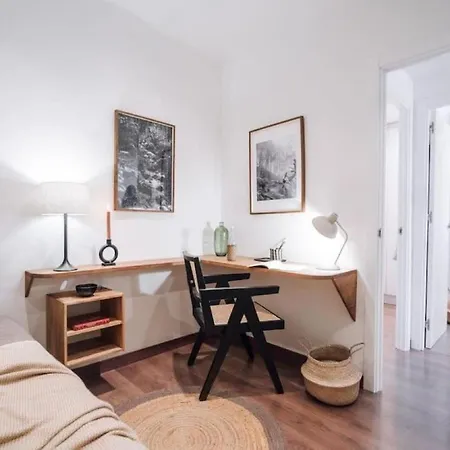 Bolia - 2 Bedroom And Terrace In Eixample Esquerra Apartment Barcelona