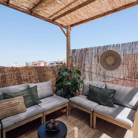 Bolia - 2 Bedroom And Terrace In Eixample Esquerra Apartment *