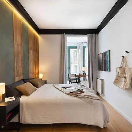 Apartment Bantu - 1 Bedroom And Balcony In Eixample Esquerra Barcelona