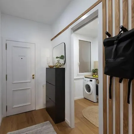 Bantu - 1 Bedroom And Balcony In Eixample Esquerra Apartment