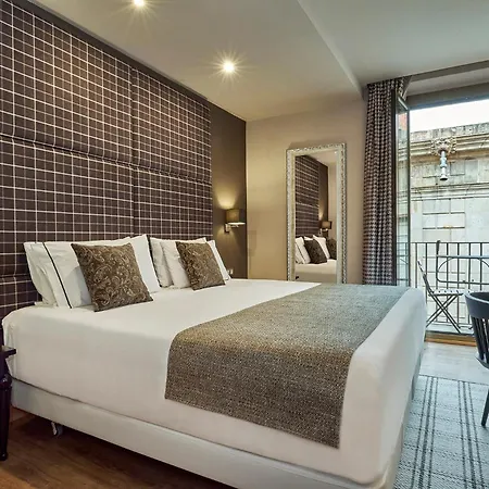 Hesperia Barri Gotic Hotel 3*