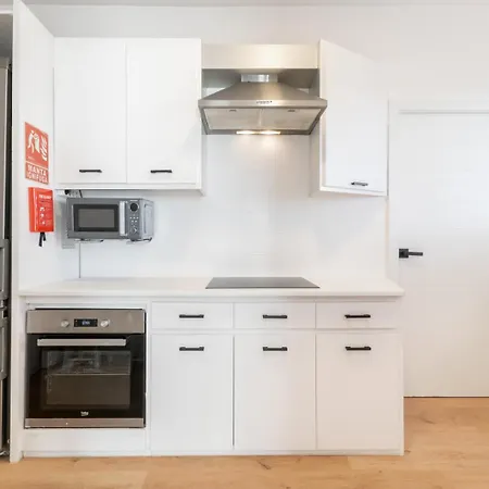 Coliving Gran Via Carlos Iii Guest house Barcelona