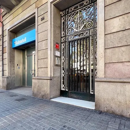 U-nique Gran Via V Апартаменты *