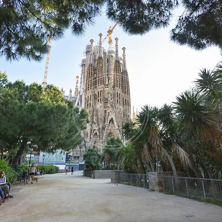 Apartment Huge Sagrada Familia