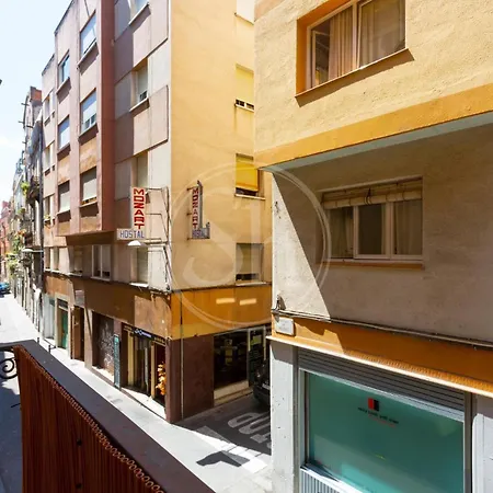 En El Barrio De Gracia