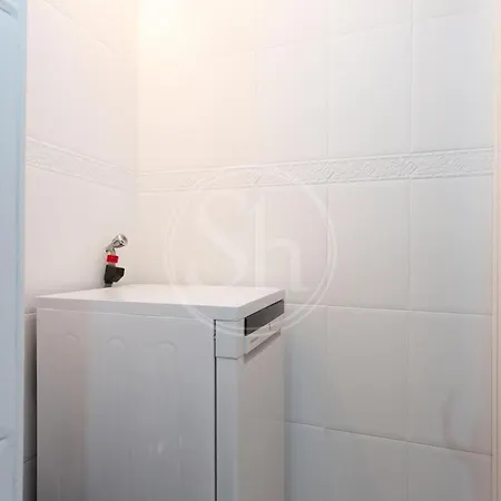 Apartamento Practico Cerca De Estacion De Sants
