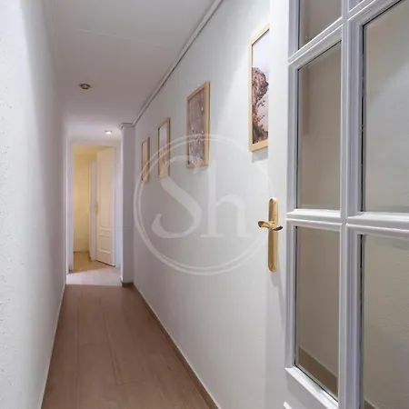 Apartamento Practico Cerca De Estacion De Sants *