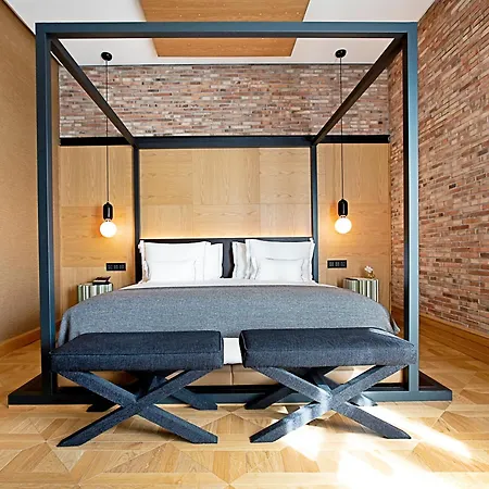 Monument 5* Barcelona