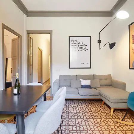 Lägenhet Classic Catalan Family With Balcony By Maison Pinata Barcelona