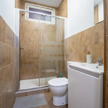 Apartment In Charming In Center Eixample Barcelona