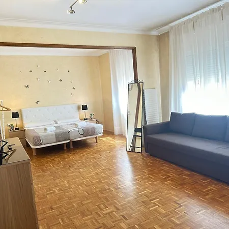 Bed and breakfast Villaroel Barcelona
