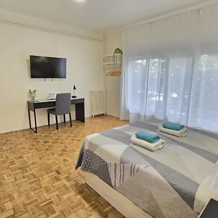 Bed and breakfast Villaroel Barcelona