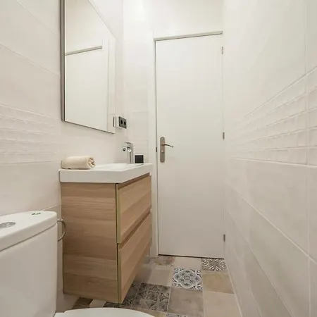 Hostel Raval Botella Private Barcelona