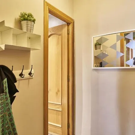 Lägenhet Bebarceloner Sants Apartments- 3 Bedroom Barcelona