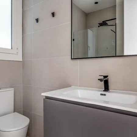 Apartment Sagrada Familia 1br W Roof Access Bcn-66 Barcelona