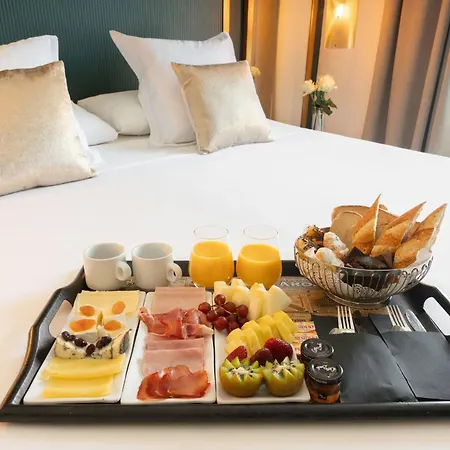 La França Travellers Adults Only 2*