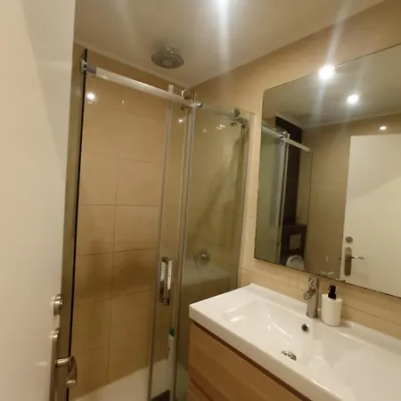 Albergue Private On Tamarit Street