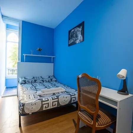 In Charming In Center Eixample Apartment