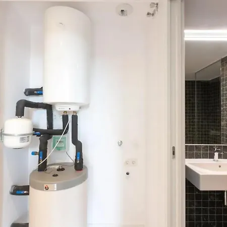 Apartment For Rent In Plaza De La Gardunya