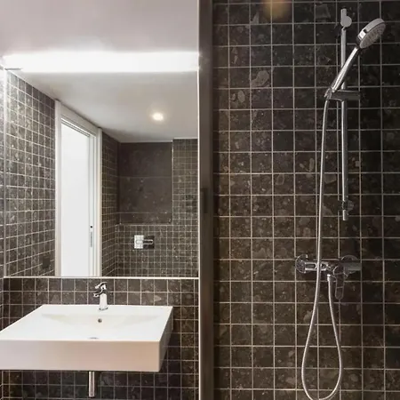 Apartment For Rent In Plaza De La Gardunya *