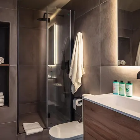 Lovely 6 Bedroom Flat In L'eixample Apartment Barcelona