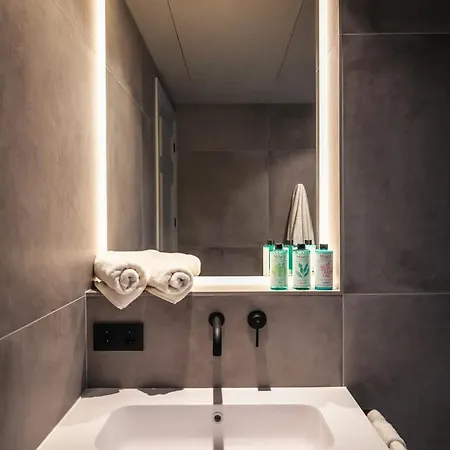 Apartment Lovely 6 Bedroom Flat In L'eixample