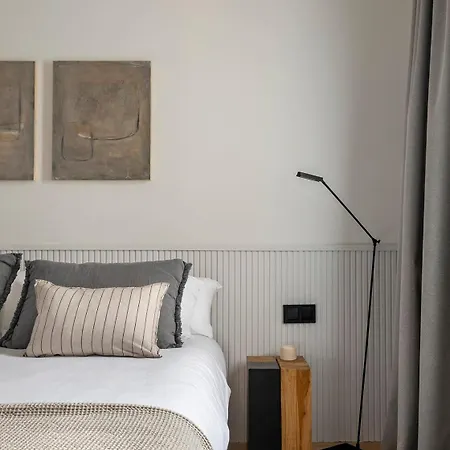 Luxury With King Beds & Ac In Heart Of Bcn