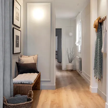 Luxury With King Beds & Ac In Heart Of Bcn Barcelona