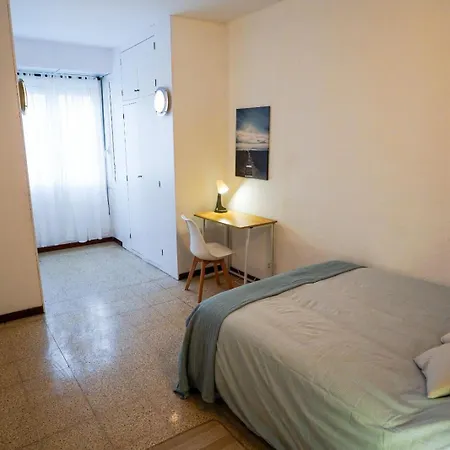 Privada En Piso Compartido Lepanto Hostal Barcelona