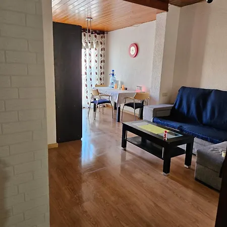 Sagrera Nino House Hôtel capsule