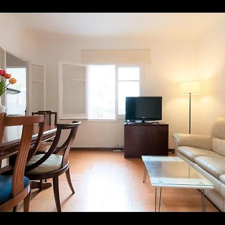 Pensión In Guest - Private With Sunny Terrace Of 200m2 2