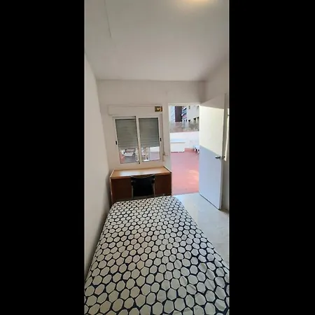 In Guest - Private With Sunny Terrace Of 200m2 8 Guest house *