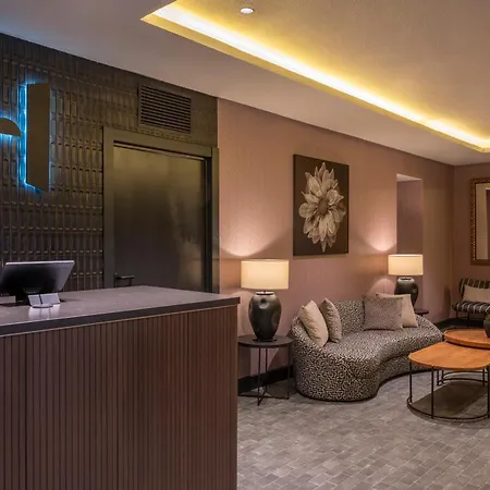Hesperia Barri Gotic 3*
