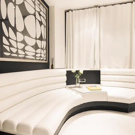 La França Travellers Adults Only 2*