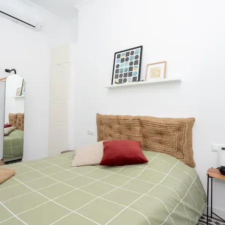 Soho & Ramblas Apartment *