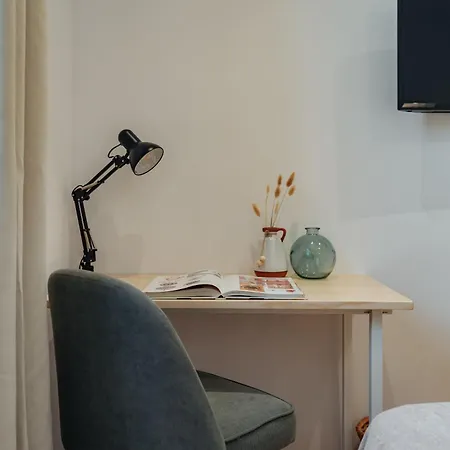Casa Faro - 2 Bedroom In Gracia * 바르셀로나