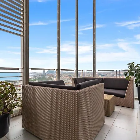 Penthouse With The Views! *