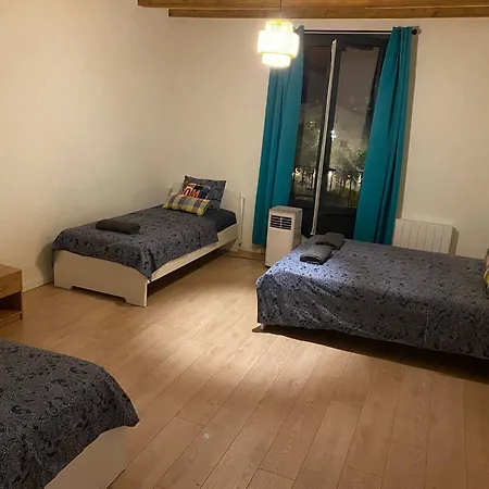 Hostel Crisqueen Flat Barcelona