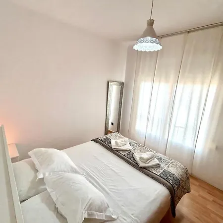 Carrer D'olesa Apartment *