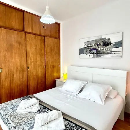 Carrer D'olesa Appartement Barcelona